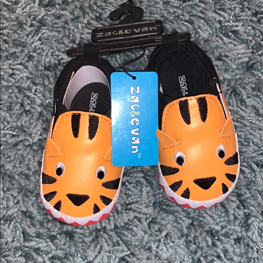 NWT Zac & Evan Tiger Shoes - Size 4 - Picture 4 of 5